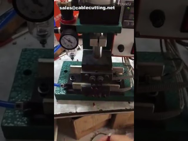 电动加热立式剥线机 | 高效电缆剥线设备