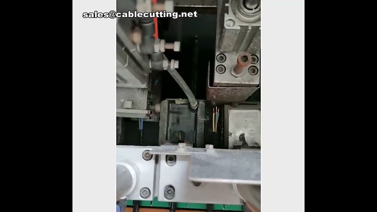全自动多线裁切剥皮扭线沾锡机，高效线束加工设备