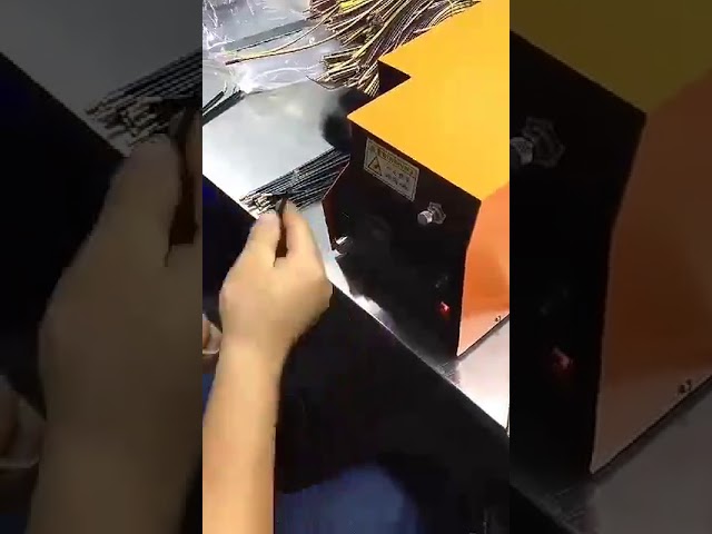 电缆屏蔽刷直丝扭丝机 WPM 03B 高效工业设备