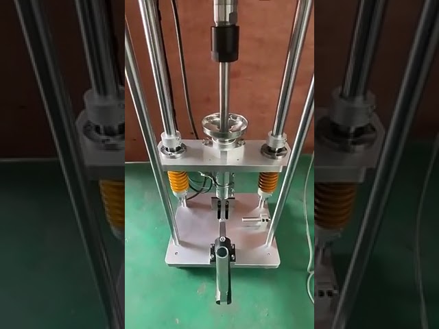 小型立式塑料注塑机 | 充电器电源线成型设备