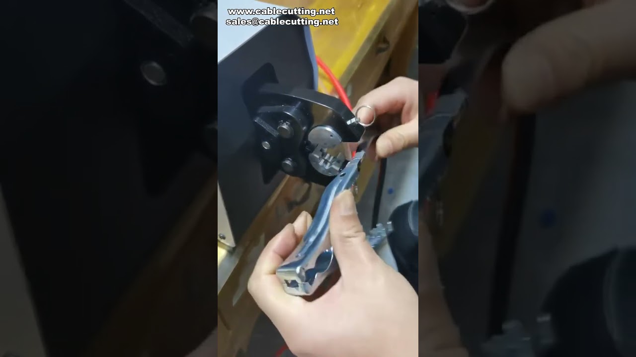 气动端子压接机一步完成鳄鱼夹压接，高效工业级设备